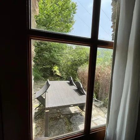 Vakantiehuis En Pierres En Bord De Foret